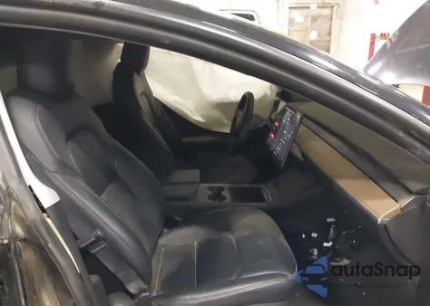 2021 Tesla Model 3 Long Range Dual Motor All-Wheel Drive from USA, damaged, VIN 5YJ3E1EB2MF005917